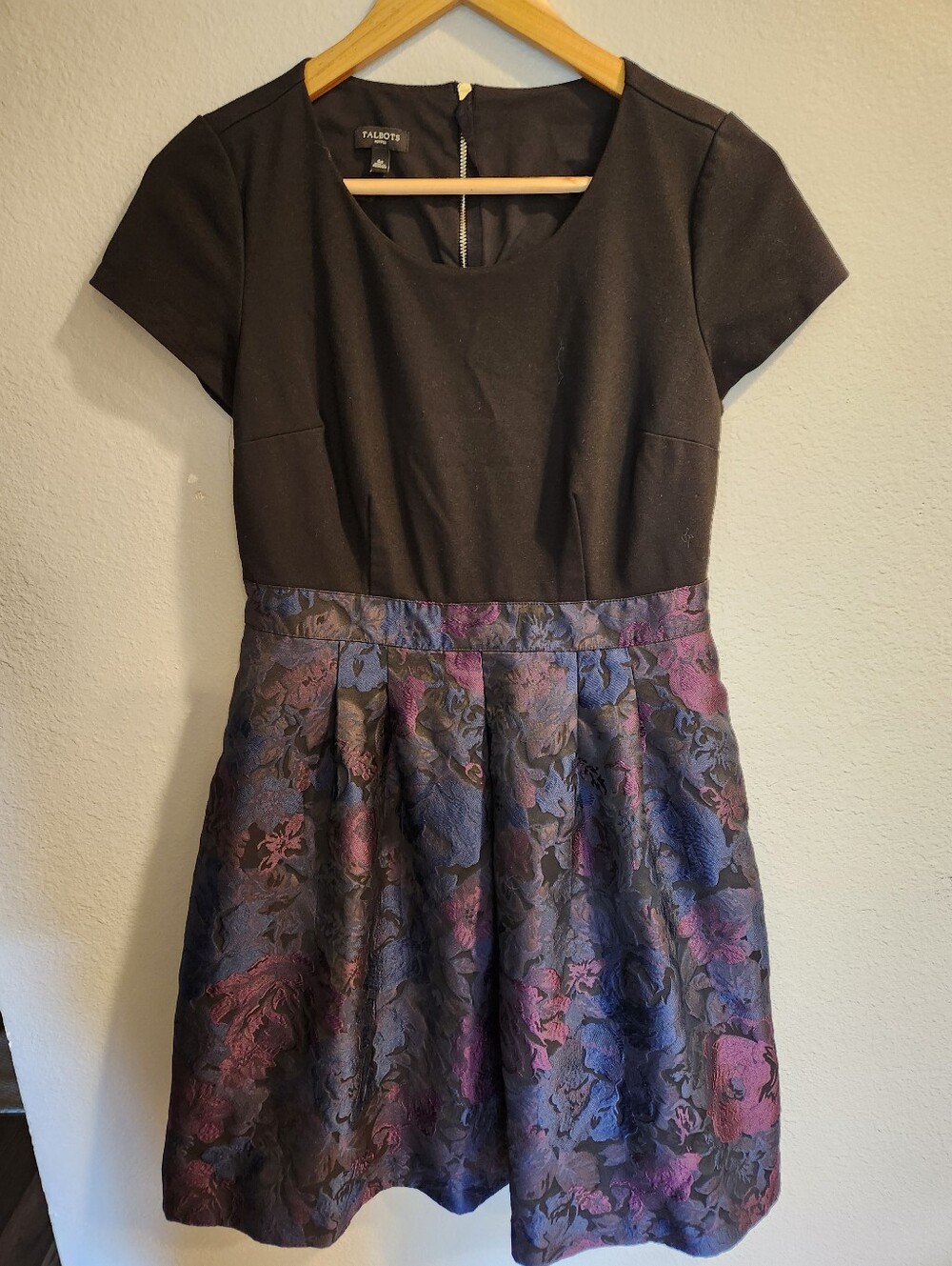 Talbots Black Short Sleeved Dress W Purple Blue FLoral Brocade Skirt Cocktail